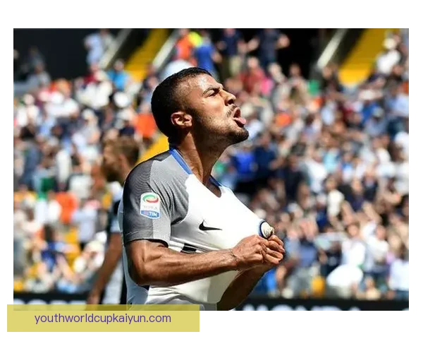 拉菲尼亚在2028合同前景中表现稳健，继续吸引各方关注