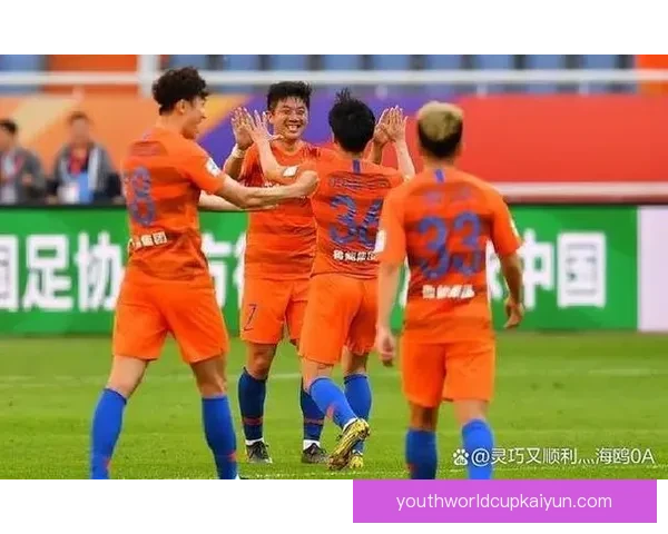 若日尼奥节奏控制能力持续提升，中场调度表现稳健